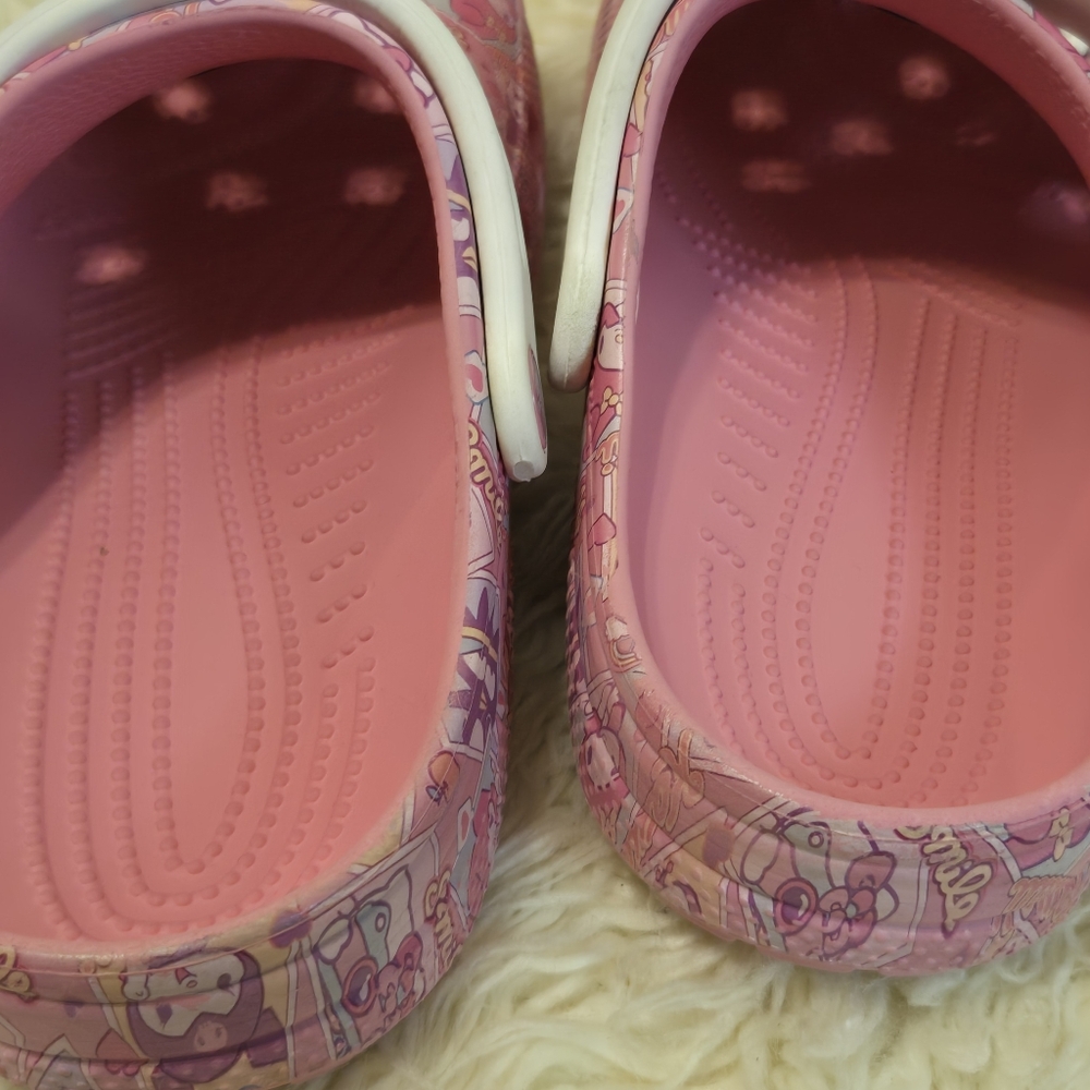 Hello Kitty  Crocs -Pink - Picture 13 of 16